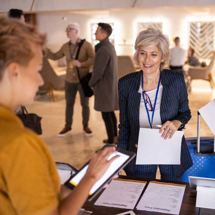 t4event-E-DESIGN_Pianifica-il-tuo-evento-V1 E-DESIGN Dati, analisi e segmentazione